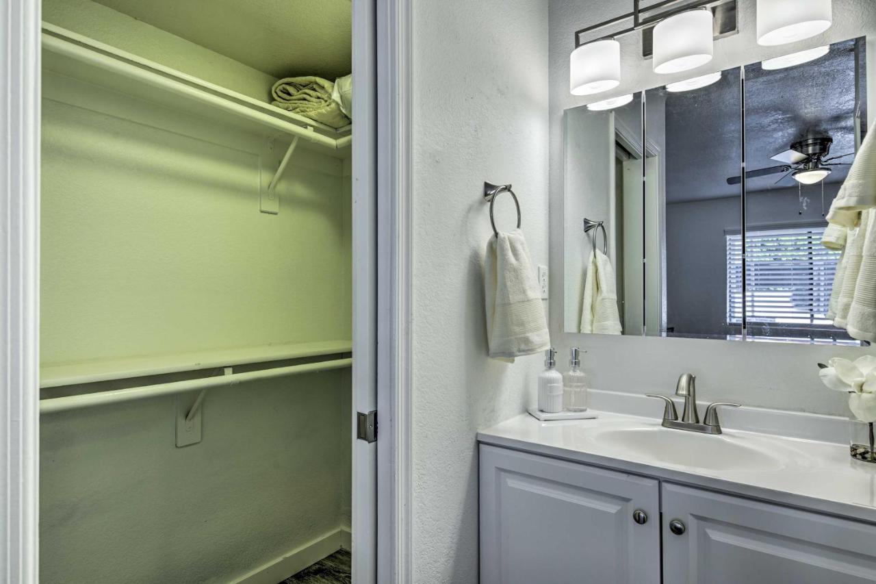 Downtown Gilbert Condo With Screened Porch! Экстерьер фото